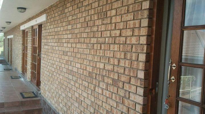 Country Link Guest Lodge