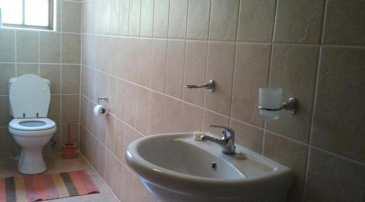 Country Link Guest Lodge