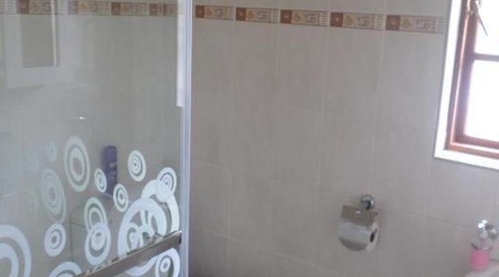 Country Link Guest Lodge