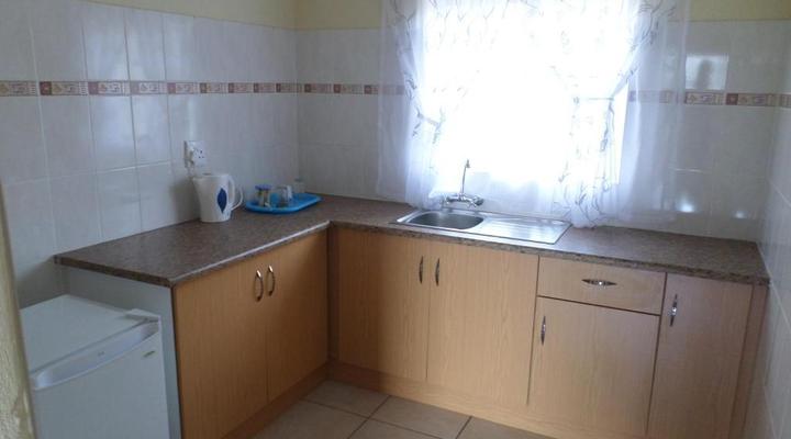 Country Link Guest Lodge