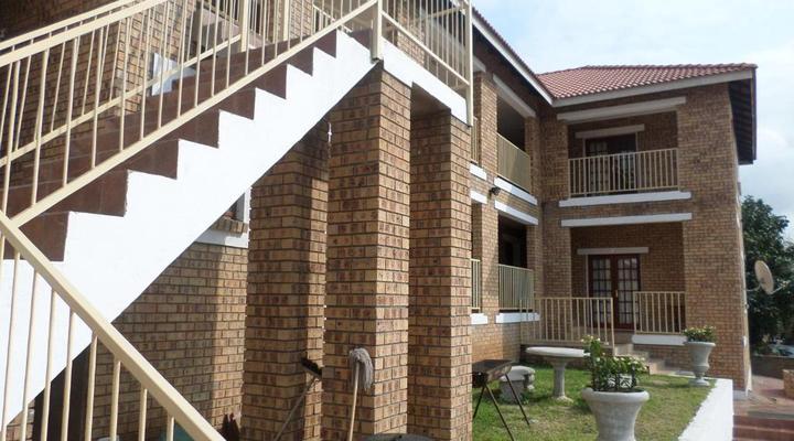 Country Link Guest Lodge