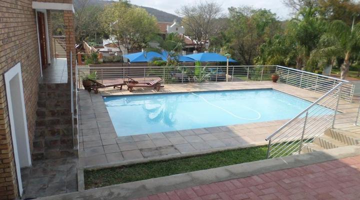 Country Link Guest Lodge