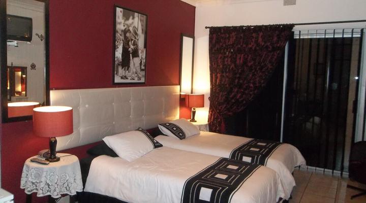 Linga Longa Guest House