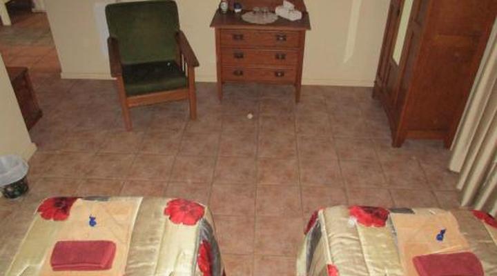 Van Rhyn Guest House