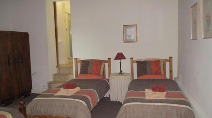 Van Rhyn Guest House