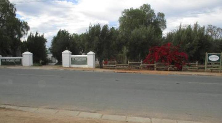 Van Rhyn Guest House