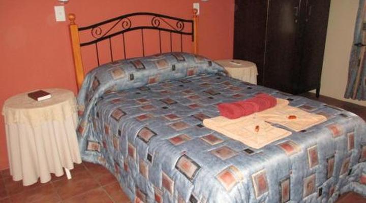 Van Rhyn Guest House