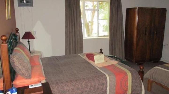 Van Rhyn Guest House