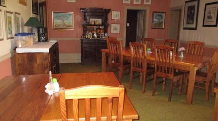 Van Rhyn Guest House