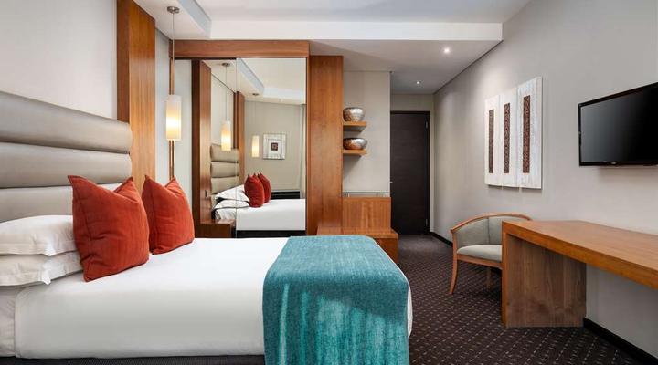 Premier Hotel OR Tambo