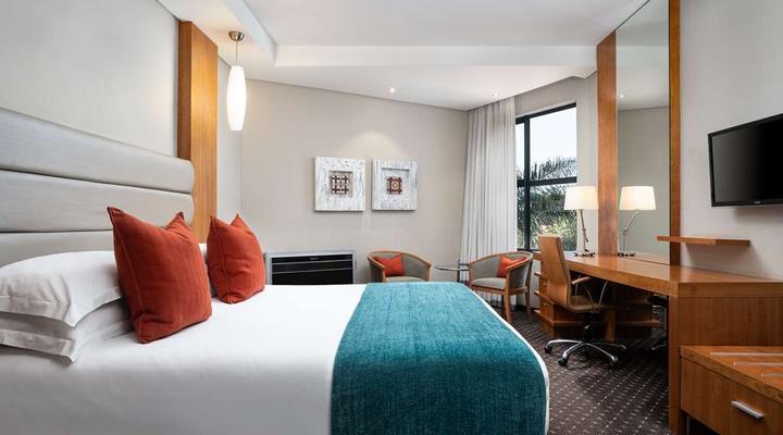 Premier Hotel OR Tambo