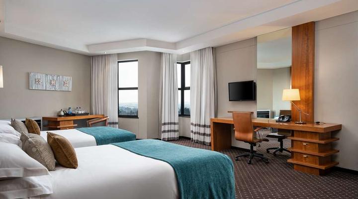 Premier Hotel OR Tambo