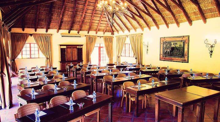 Premier Resort Mpongo Private Game Reserve