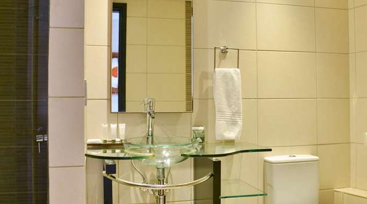 Premier Hotel East London Icc