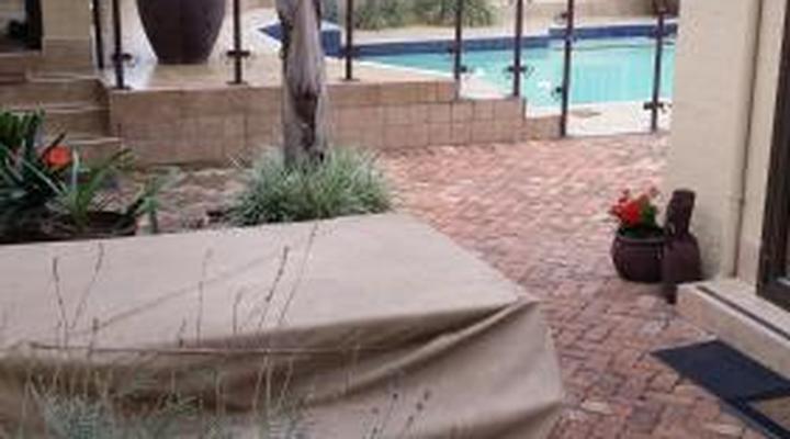 Villa Xanelle Boutique Guest House