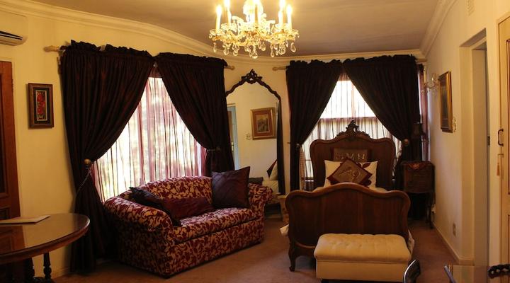 Kleineweide Guest House