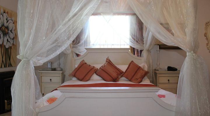 Kleineweide Guest House