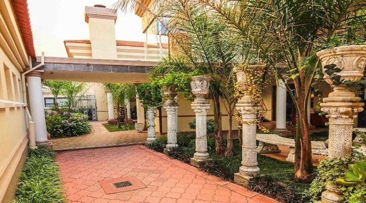 Caesars Guesthouse