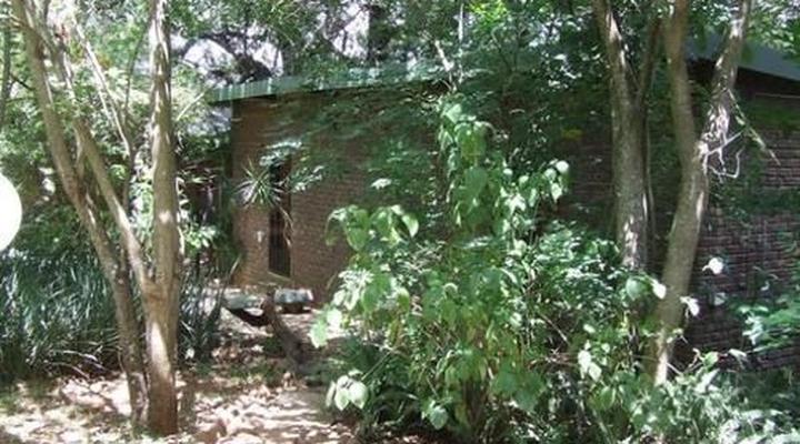 Lukafrica Riverside Chalets & Safaris