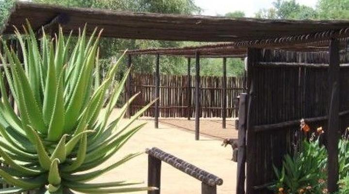 Lukafrica Riverside Chalets & Safaris