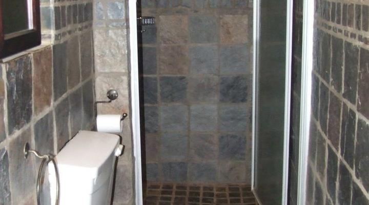 Lukafrica Riverside Chalets & Safaris