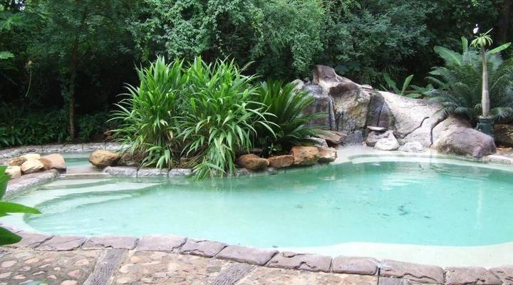 Lukafrica Riverside Chalets & Safaris