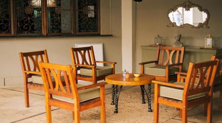Villa Brocant Guest House and Antiques