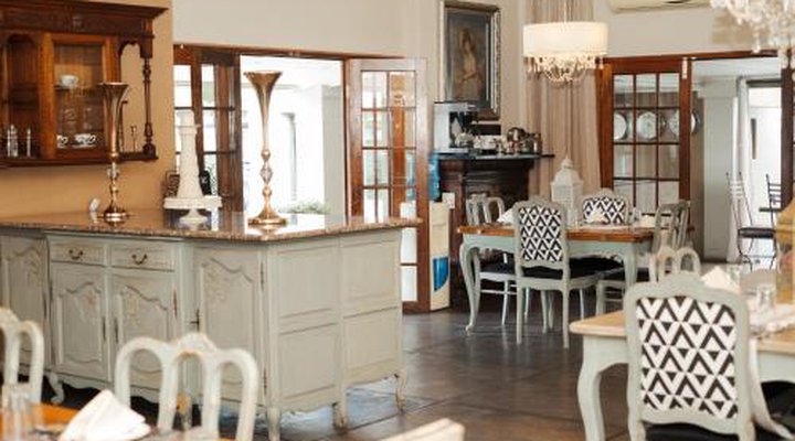 Villa Brocant Guest House and Antiques