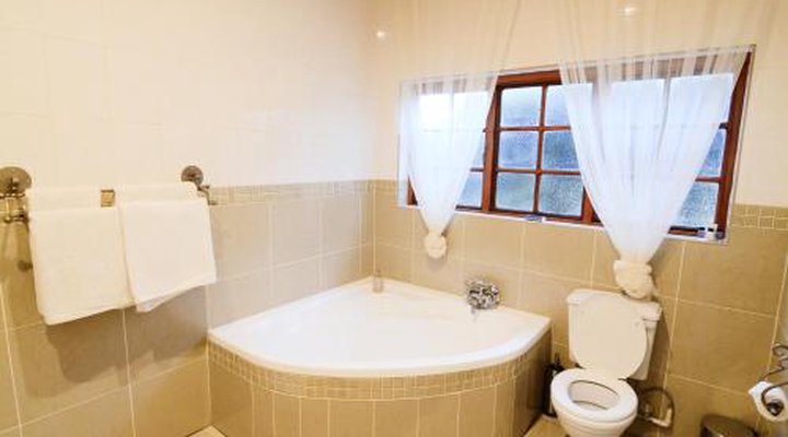 Villa Brocant Guest House and Antiques
