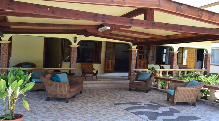 Villa Bananier Guest House