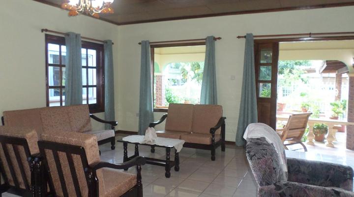Villa Bananier Guest House