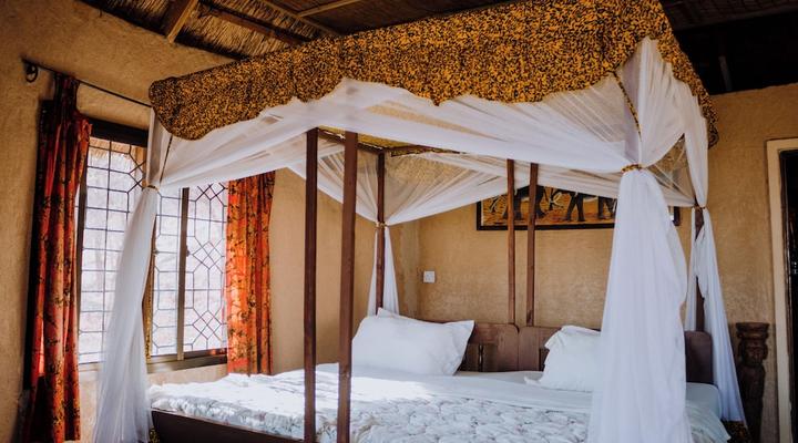 Ruaha Hilltop Lodge