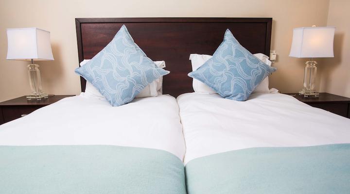 Seasonsfind The Sunset