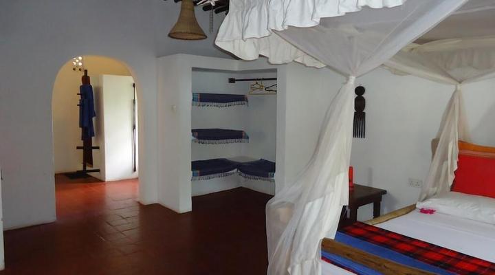 Kusini Beach Cottages