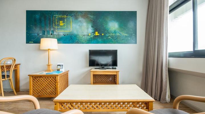 Gardens Centre Holiday Apartments