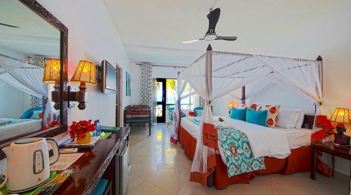 Papillon Lagoon Reef Hotel