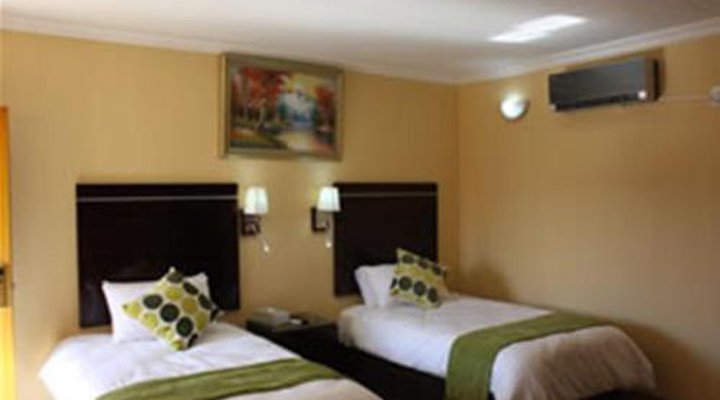 The Palms Boutique Hotel