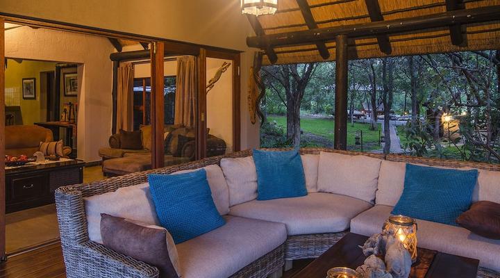 Raptor Retreat Game Lodge