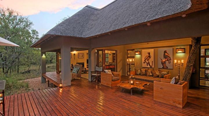 Raptor Retreat Game Lodge