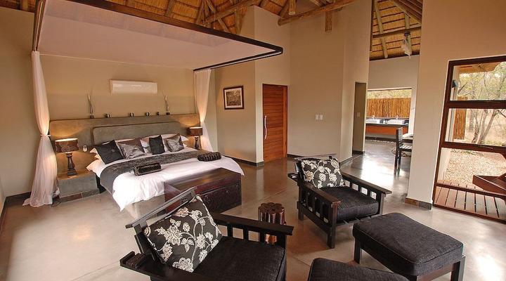 Raptor Retreat Game Lodge