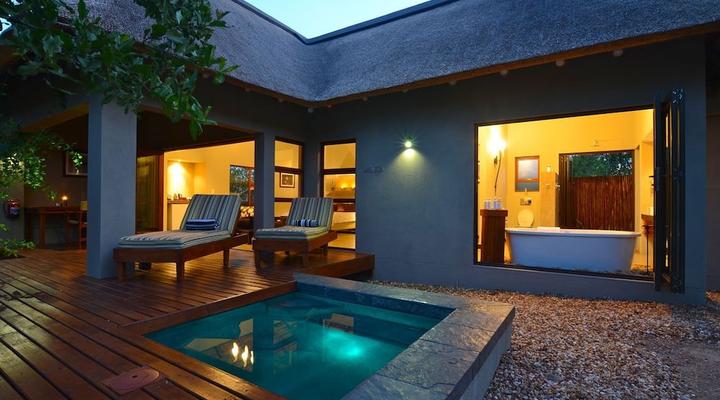 Raptor Retreat Game Lodge