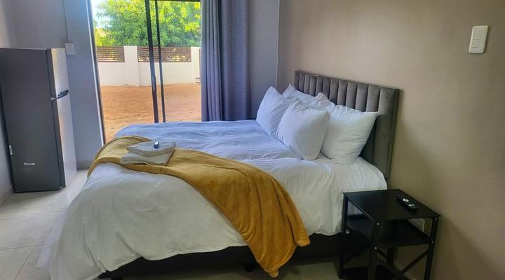 Ematolweni Guesthouse