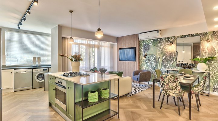 437 St Martini Gardens