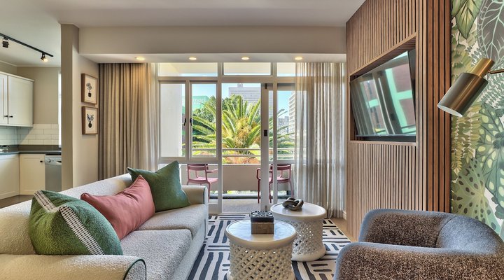 437 St Martini Gardens