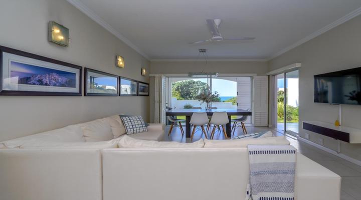 Santorini - Seabreeze Retreat