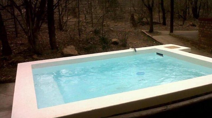 Ex Deo Erdvark Cottage