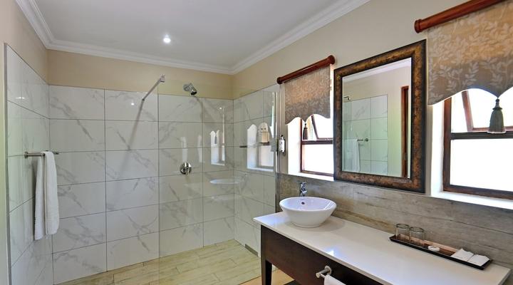 Black Eagle Hotel & Spa