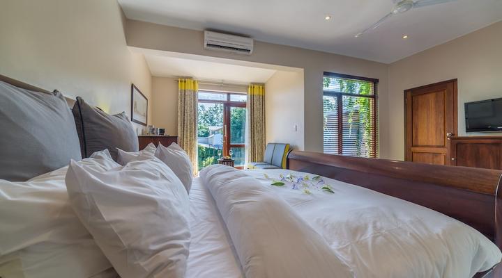Casterbridge Hollow Boutique Hotel