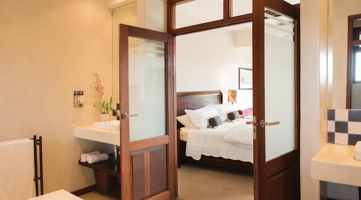 Casterbridge Hollow Boutique Hotel