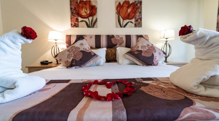 Gooderson Monks Cowl Golf Resort